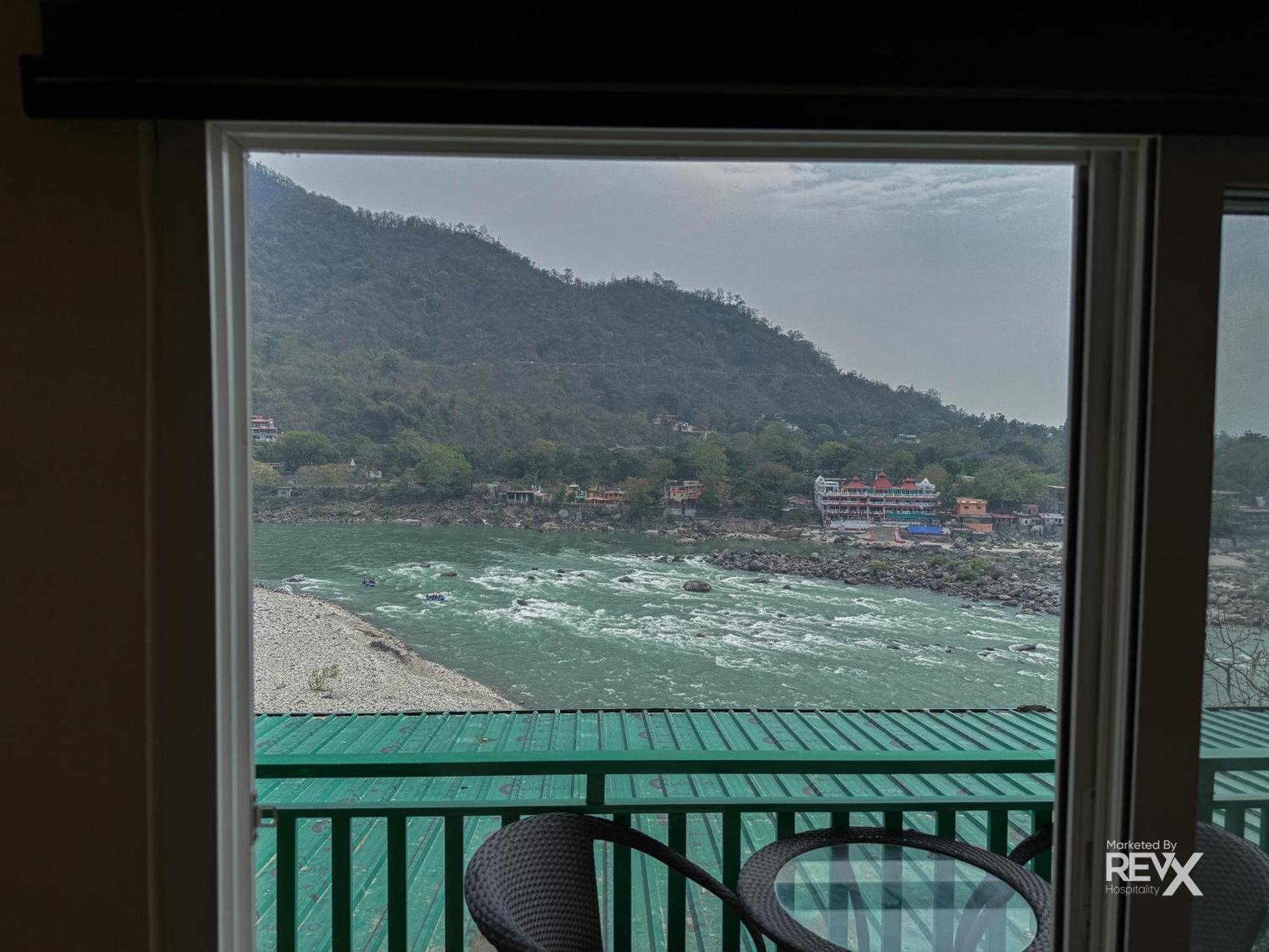 Hotel The Leisure Cave On The Ganges Rišikéš Exteriér fotografie